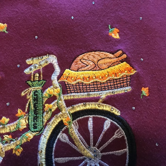 RARE QF maroon 3/4 sleeved top with embroidered fall bicycle scene (XL) - Picture 11 of 16